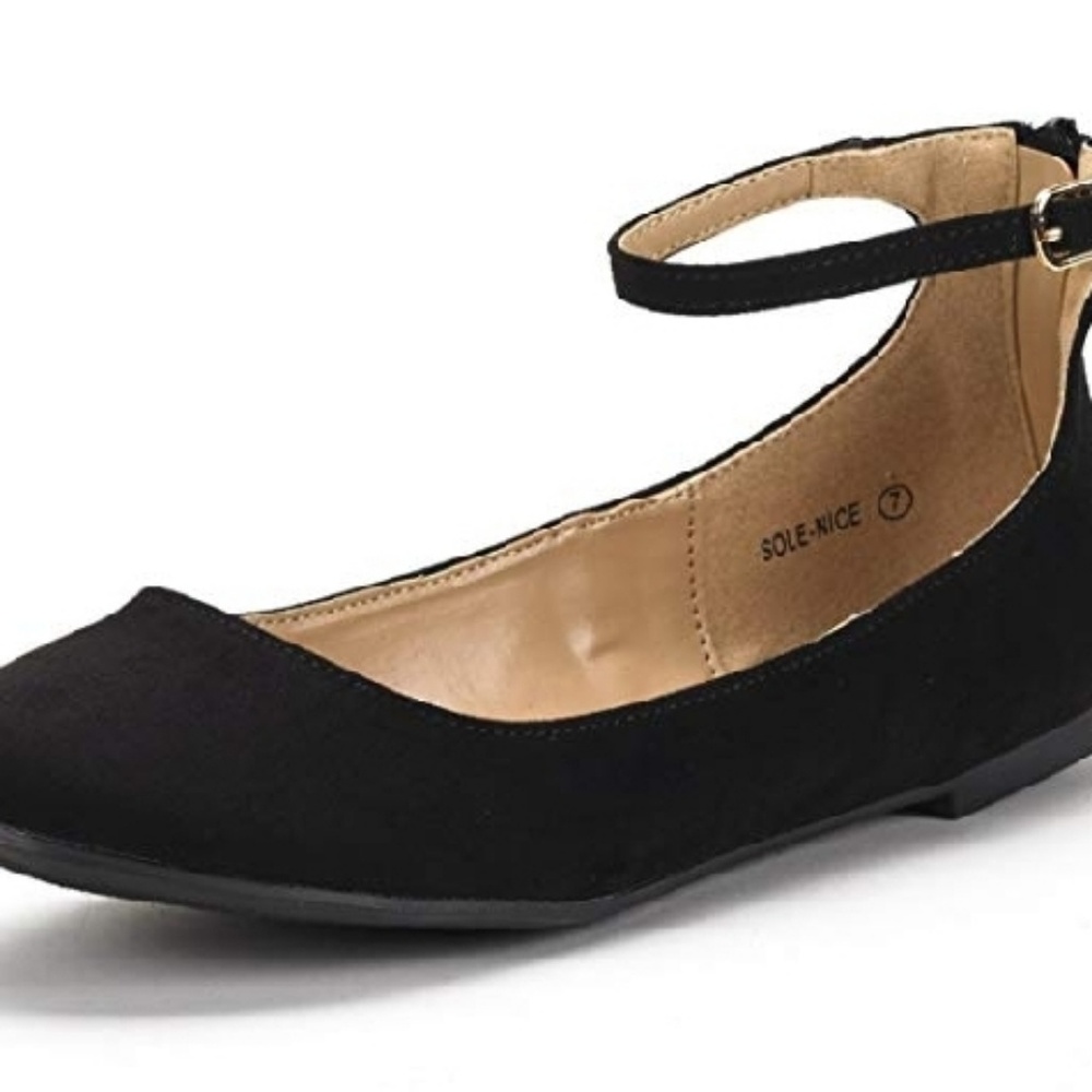 Black Flat Shoes